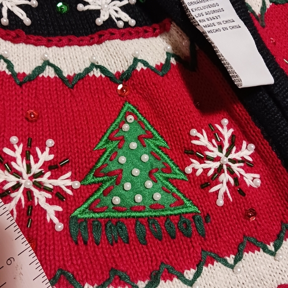 Christmas Ugly Sweater ASO Halloween Movie Michael Myers Judy Greer Size… - Picture 8 of 8